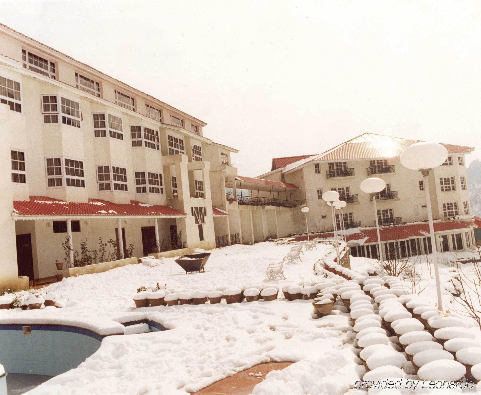 Club Mahindra Snow Peaks Manali Hotel Ngoại thất bức ảnh