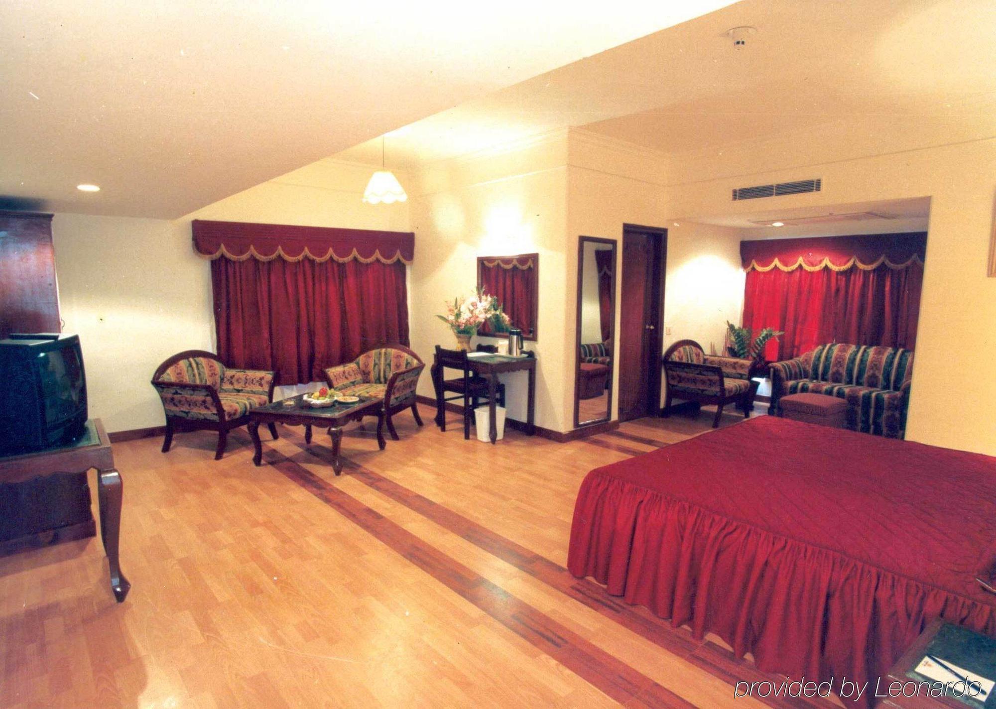 Club Mahindra Snow Peaks Manali Hotel Ngoại thất bức ảnh