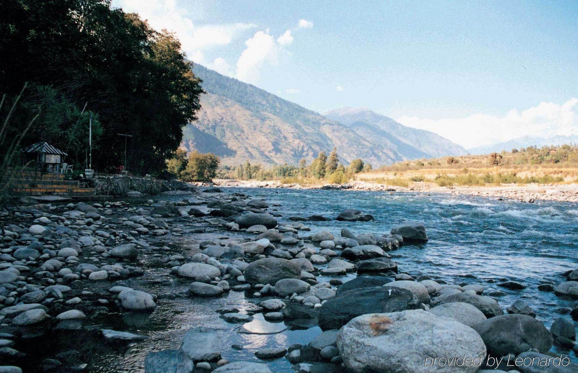 Club Mahindra Snow Peaks Manali Hotel Ngoại thất bức ảnh